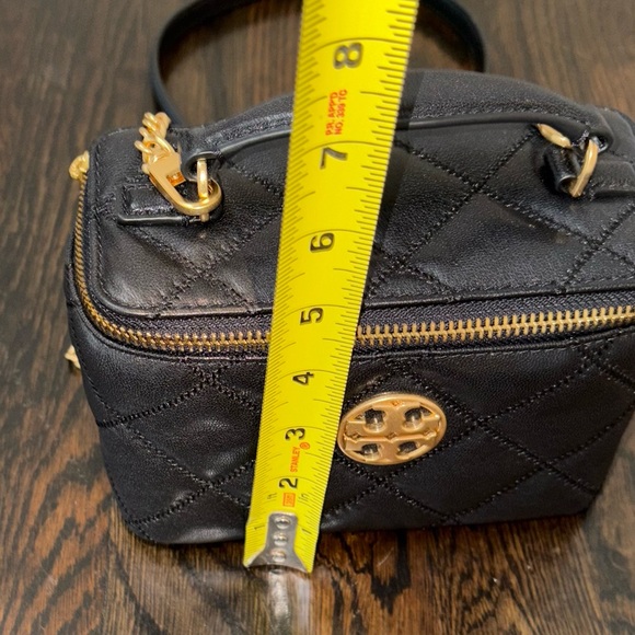 Tory Burch Willa Mini Vanity Bag Quilted Crossbody Shoulder Black Leather NWT - Picture 13 of 15
